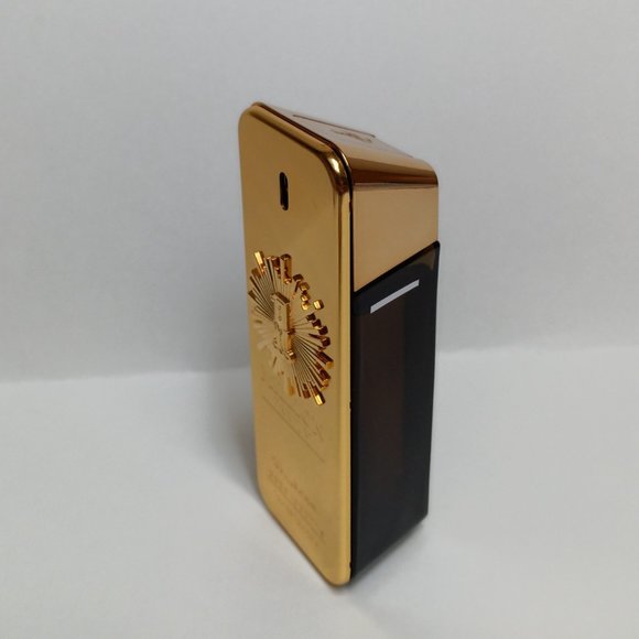 Paco Rabanne. Men's One Million Parfum Spray - 3.4 oz. - Picture 2 of 2